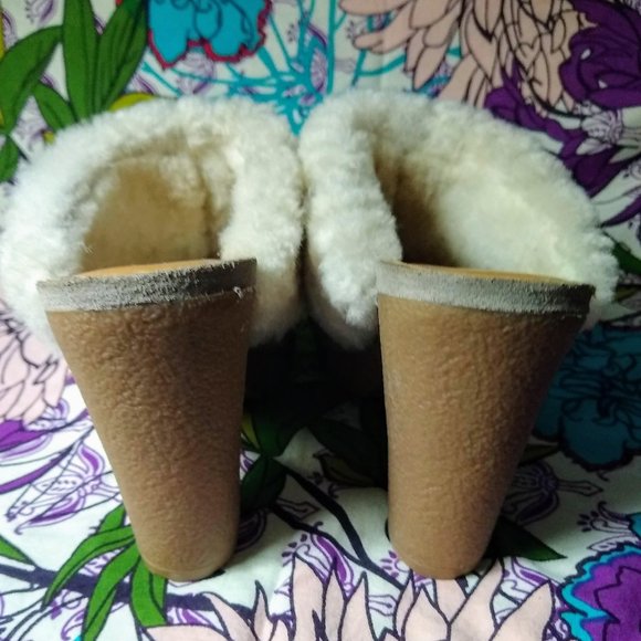 Hunter Suede Brunson Clogs - Picture 5 of 12